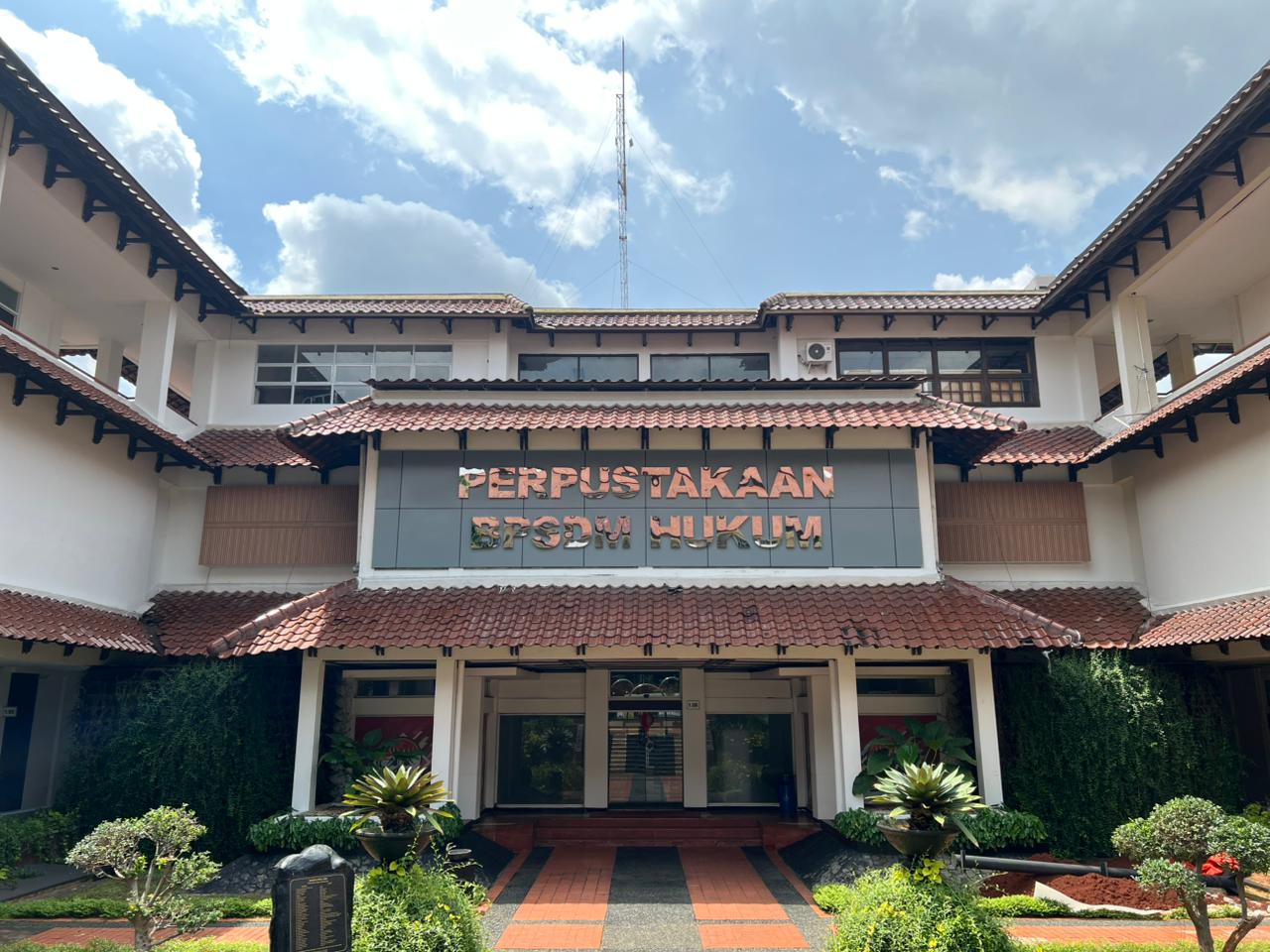 Ilustrasi Perpustakaan
